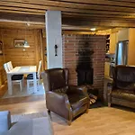 Шале Iisland Uoma Lovely House And Sauna By The River