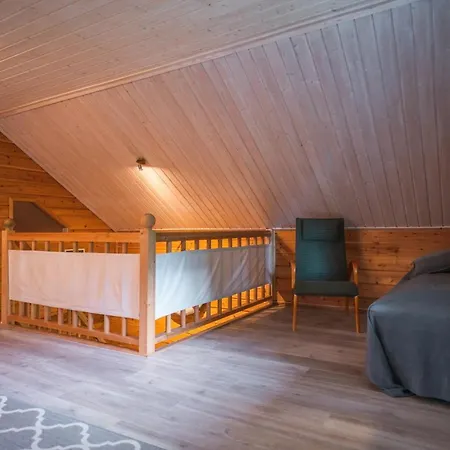 Iisland Uoma Waterfront House, Sauna In Ii Chalet Ii
