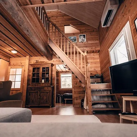 Σαλέ Iisland Uoma Lovely House And Sauna By The River