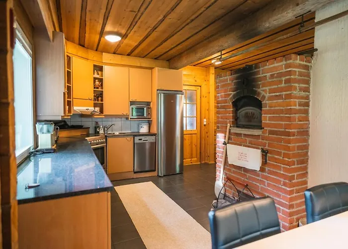 Iisland Uoma Lovely House And Sauna By The River * Ii