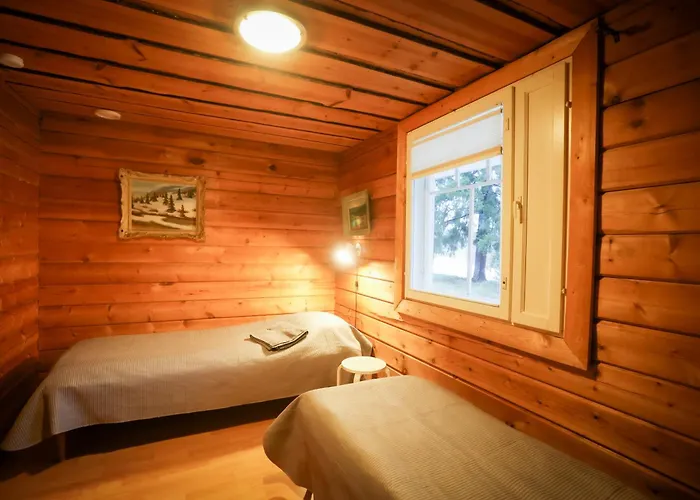 木屋 Iisland Uoma Lovely House And Sauna By The River 伊镇